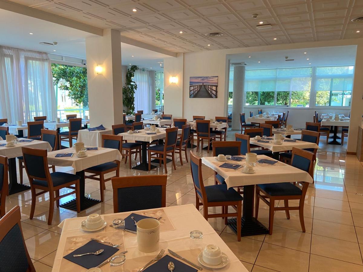 Hotel San Francisco Lignano Sabbiadoro Dış mekan fotoğraf