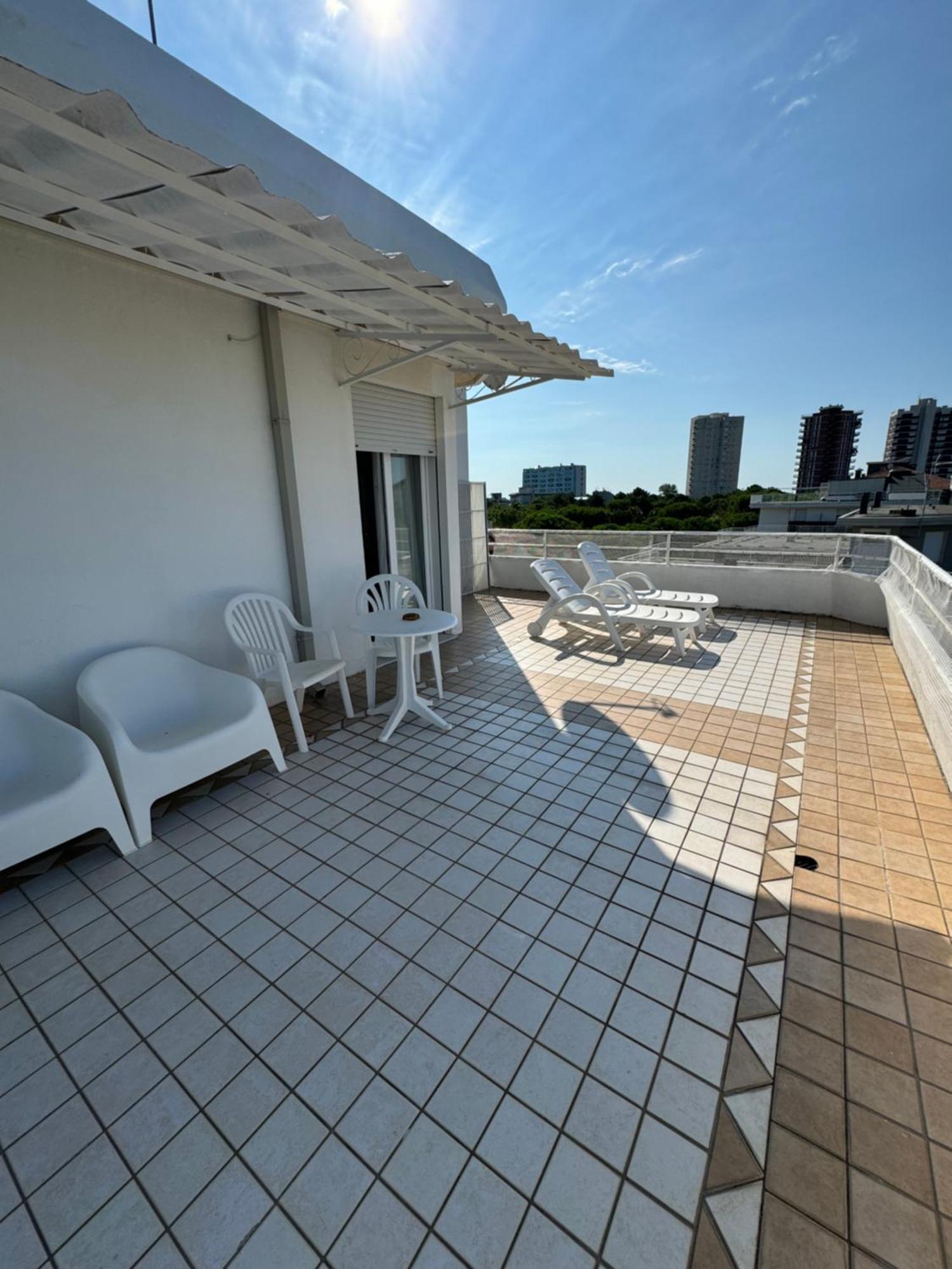 Hotel San Francisco Lignano Sabbiadoro Dış mekan fotoğraf
