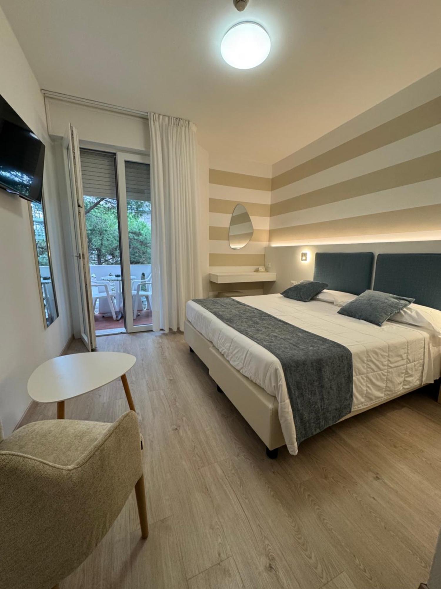 Hotel San Francisco Lignano Sabbiadoro Dış mekan fotoğraf