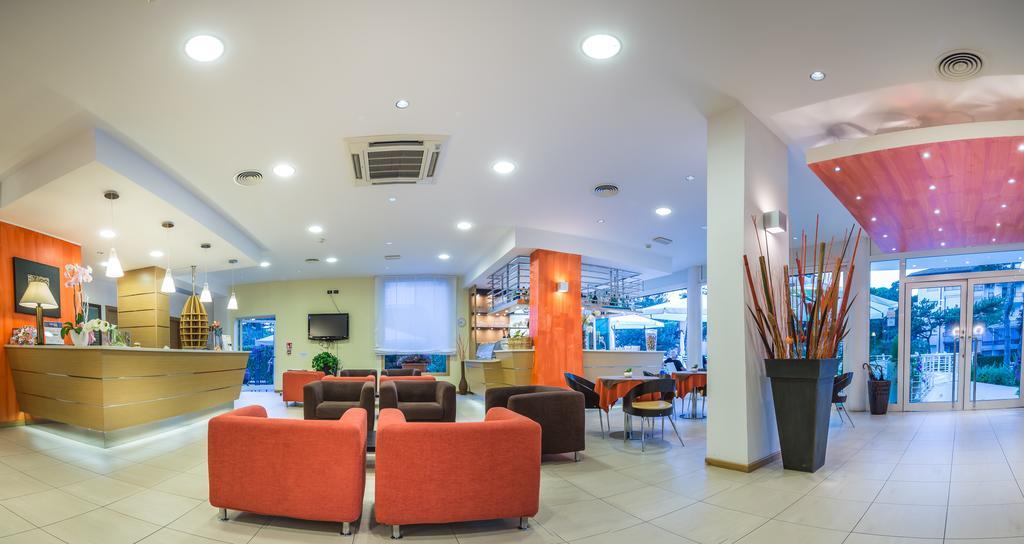 Hotel San Francisco Lignano Sabbiadoro Dış mekan fotoğraf